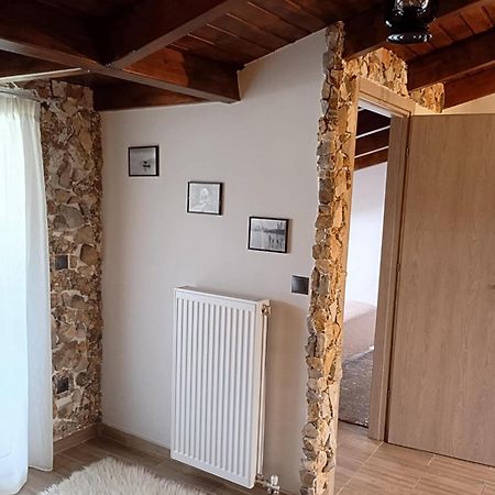 The View Attic Apartment Ioannina Luaran gambar