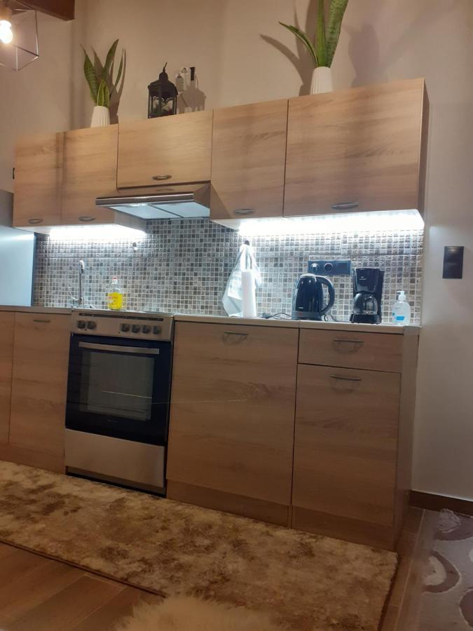 The View Attic Apartment Ioannina Luaran gambar