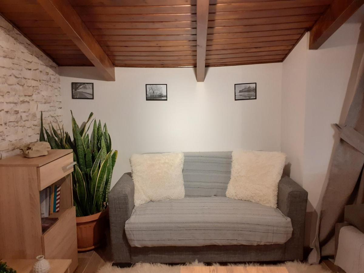 The View Attic Apartment Ioannina Luaran gambar