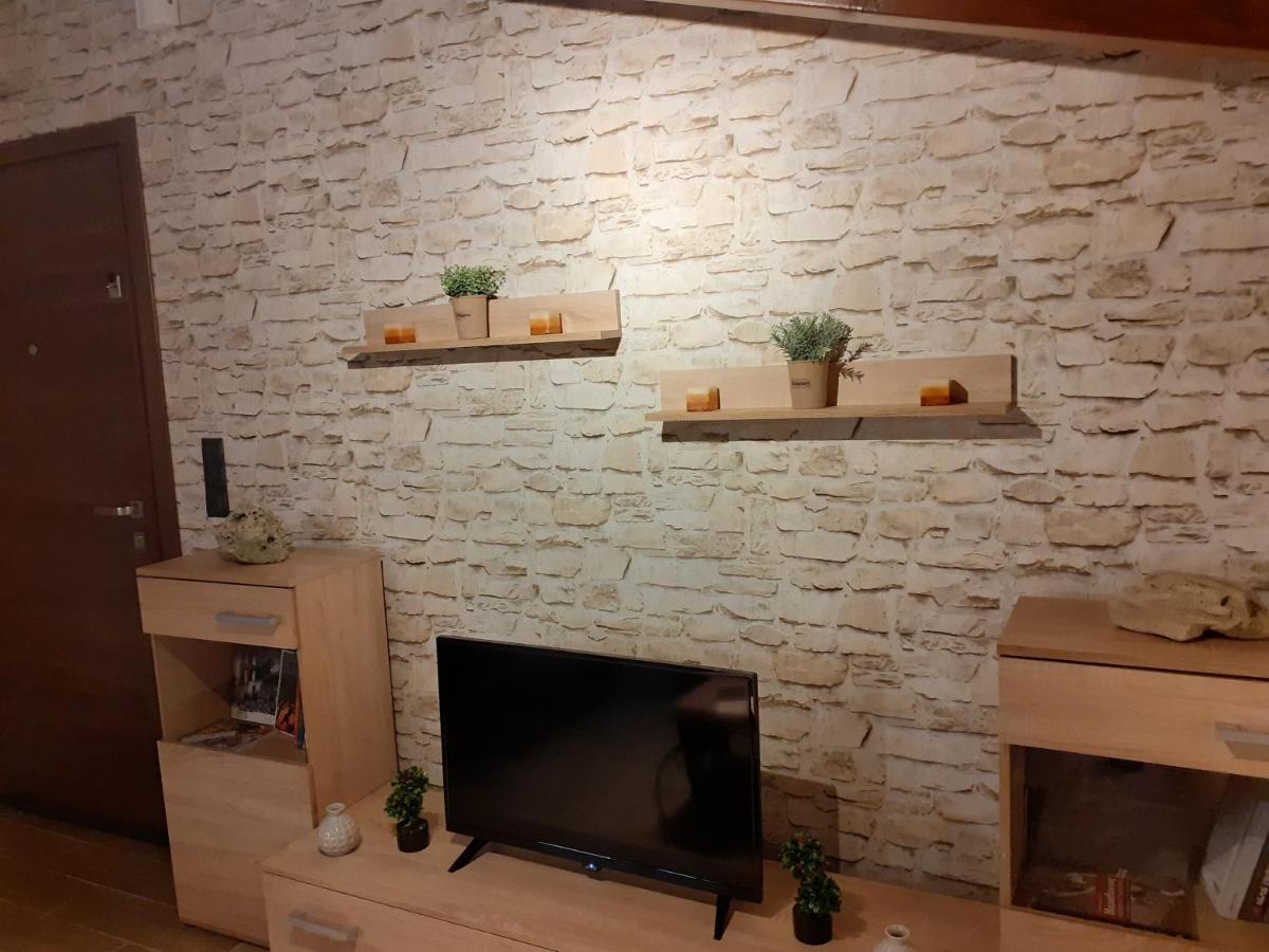 The View Attic Apartment Ioannina Luaran gambar