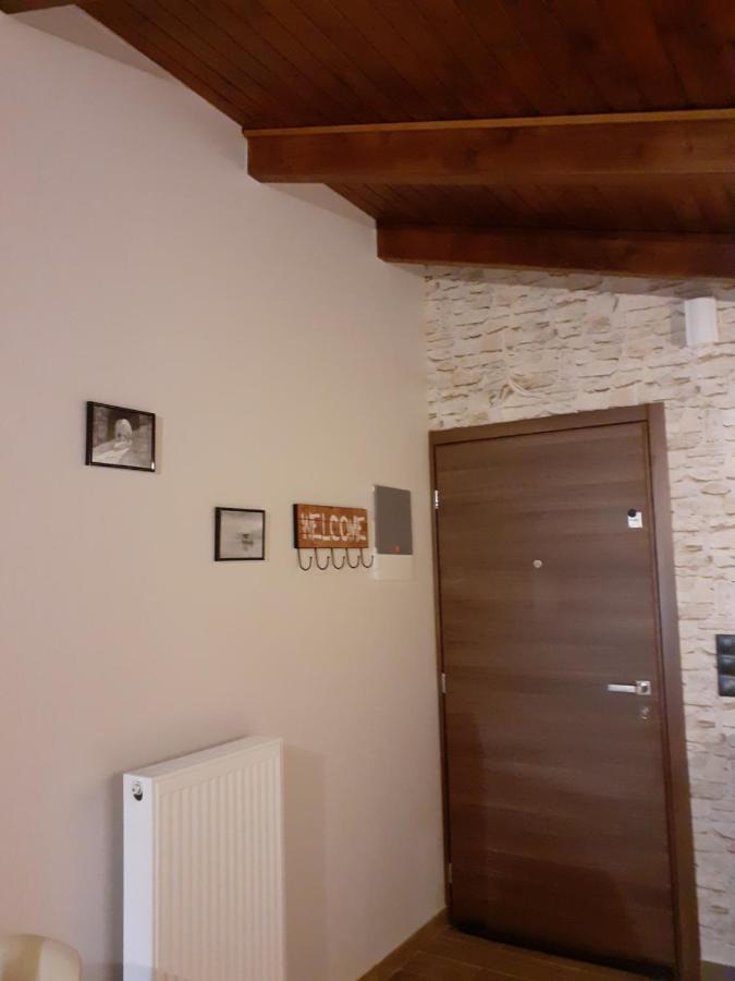 The View Attic Apartment Ioannina Luaran gambar
