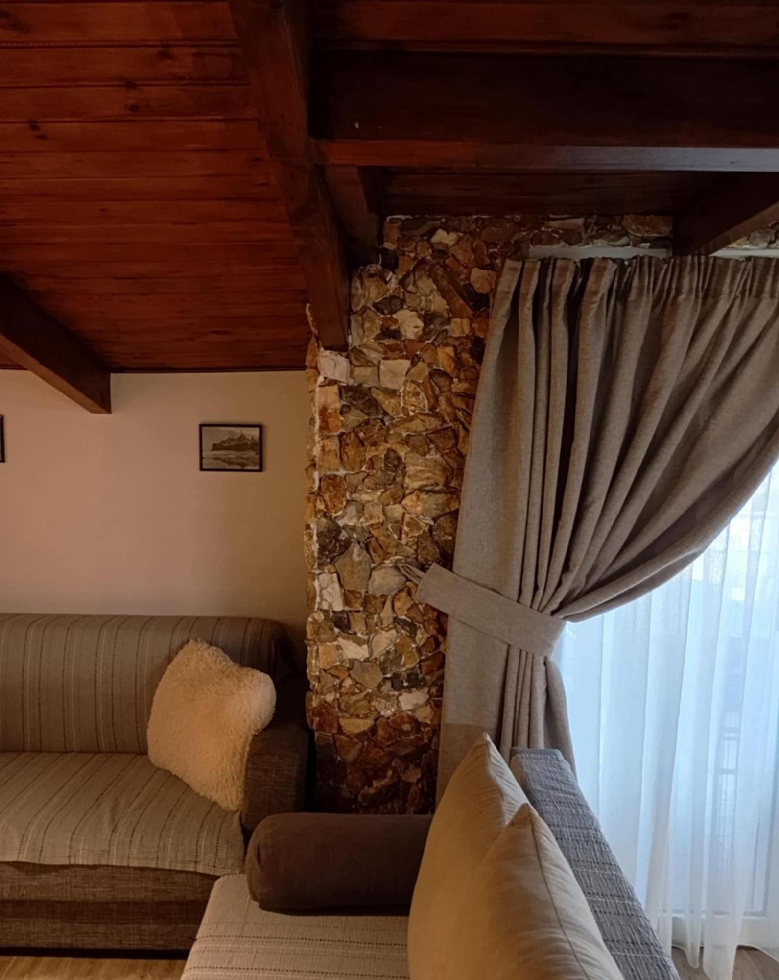 The View Attic Apartment Ioannina Luaran gambar